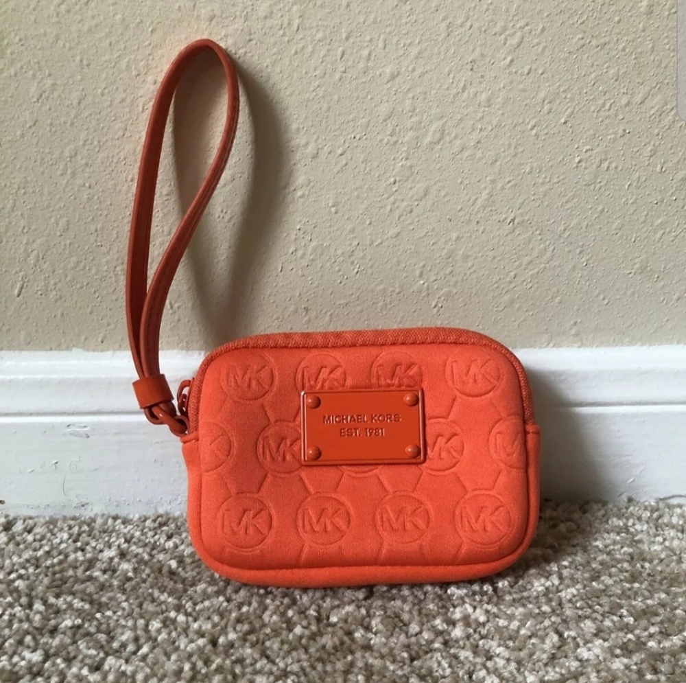 Michael Kors wristlet